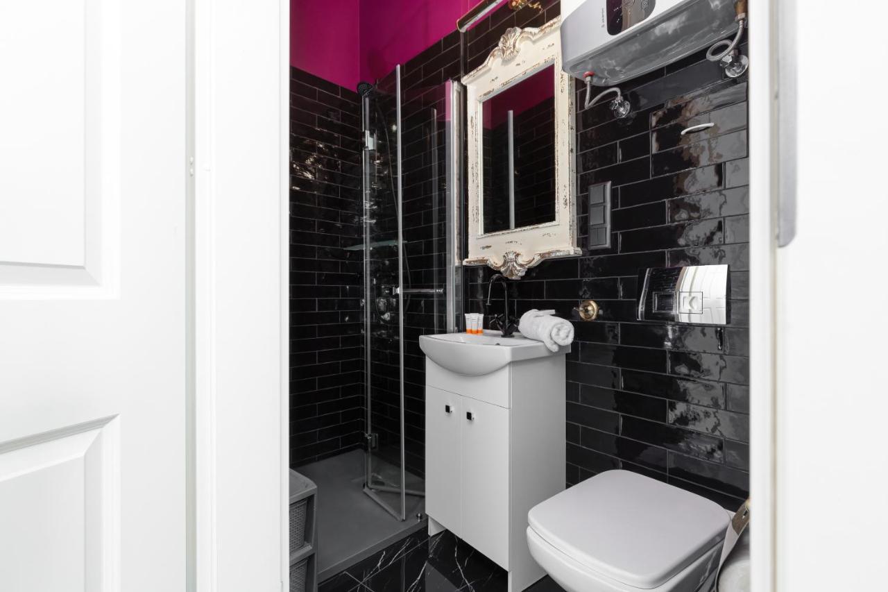 Apartament Przy Placu Zamkowym By Noclegi Renters Warszawa Exteriör bild